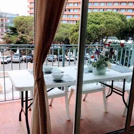 Aquarium. 150 Metros Playa. Appartamento Roses